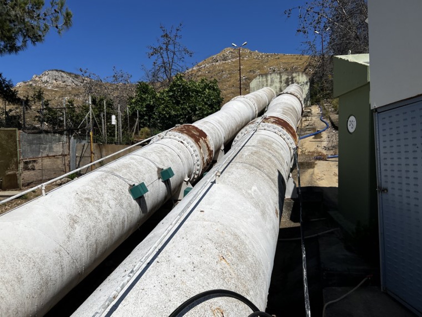 Conveyance pipelines